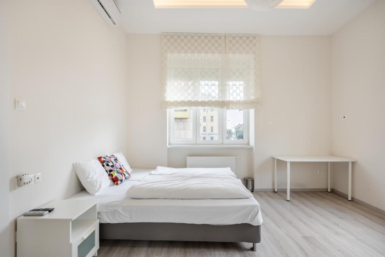 Cascade Corvin Apartment Будапеща Екстериор снимка