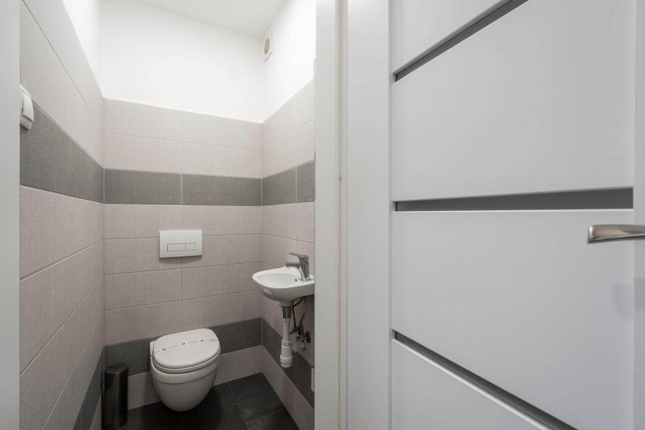 Cascade Corvin Apartment Будапеща Екстериор снимка