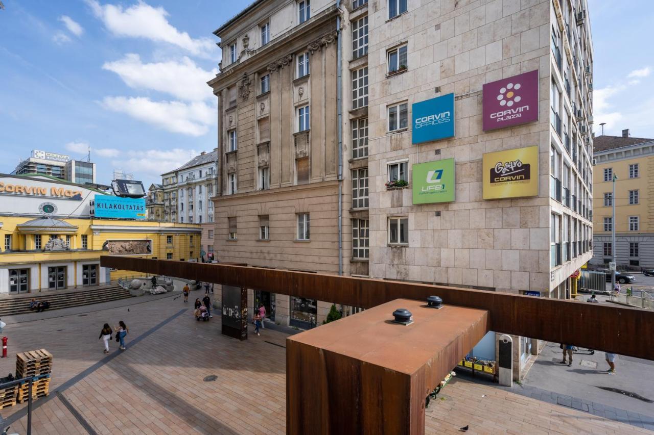 Cascade Corvin Apartment Будапеща Екстериор снимка